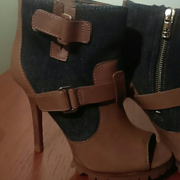 Tory Burch Ankle Booties - Picture 2 of 6